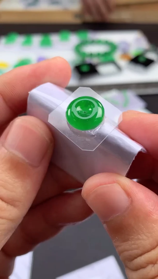 定制翡翠未镶嵌多样性发一件