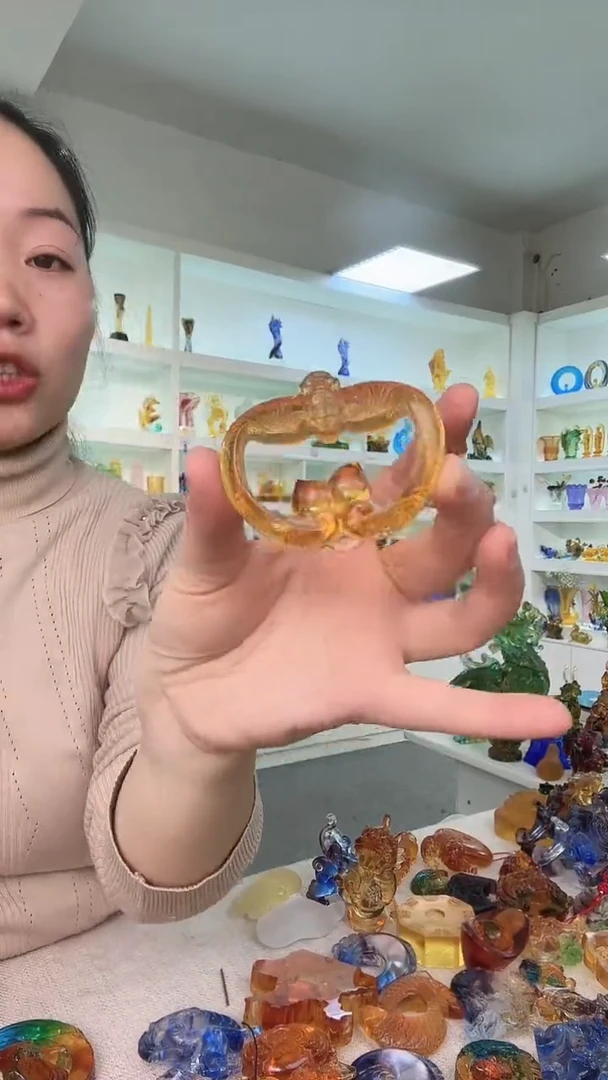 手工艺品琉璃桃子