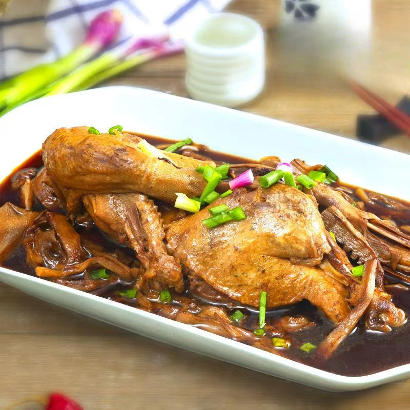 笋干炖鸭 选用两年老鸭制作 肉质酥香烧烤食材
