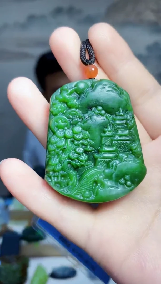 和田玉未镶嵌颈饰1