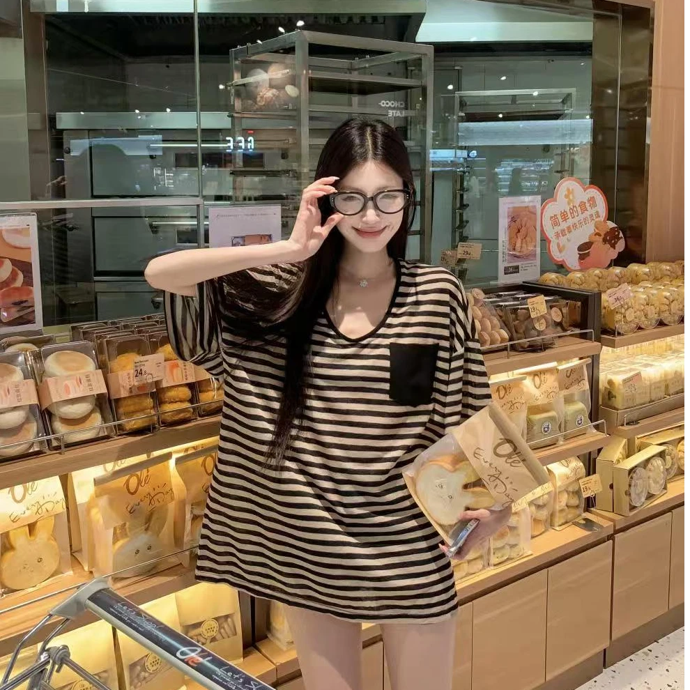 Moses Queen/魔西女王U领条纹短袖女新款休闲简约大码显瘦上衣