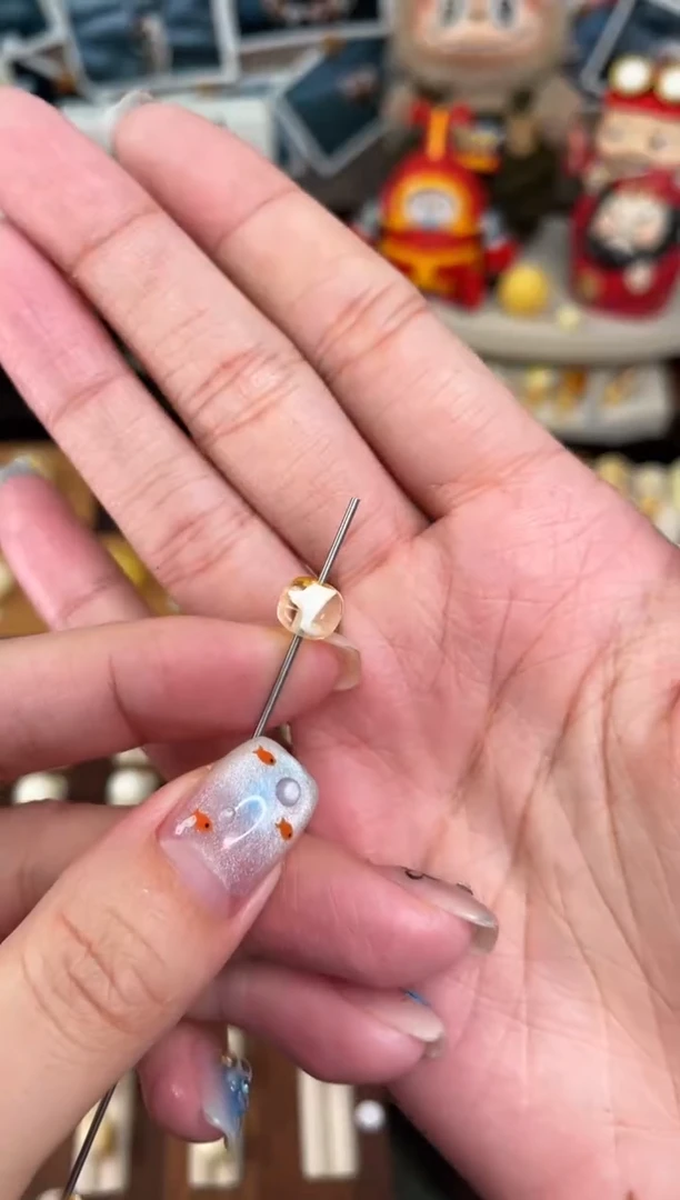 裸石蜜蜡未镶嵌逍****?蜜蜡