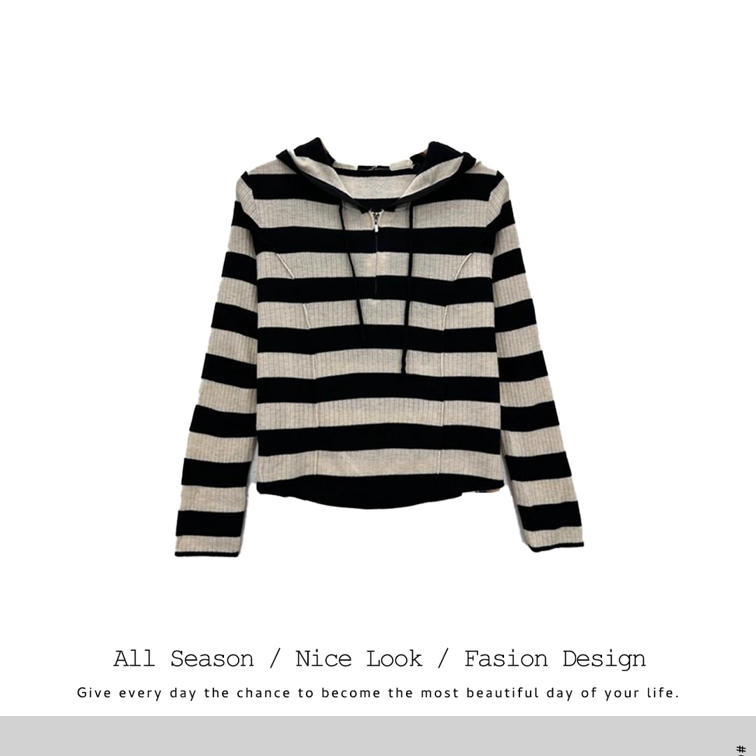 265    纸片人撞色条纹系列显瘦双色抽绳连帽半开领百搭长袖#002