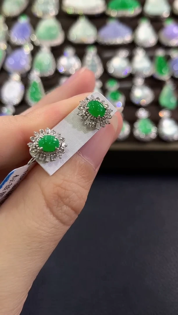 18K金镶嵌翡翠耳饰s30