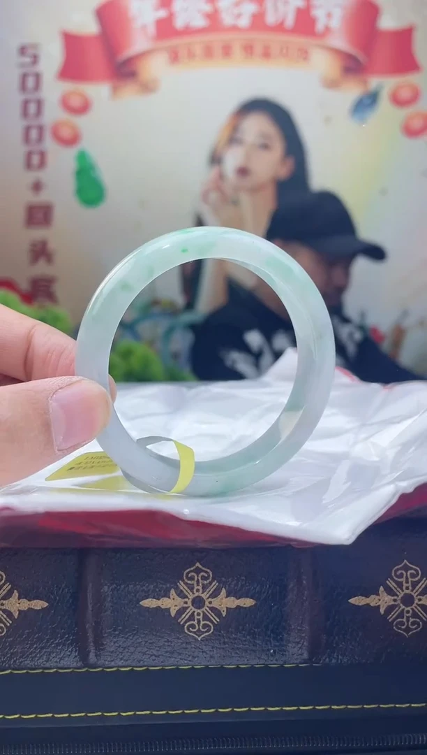 【闪购商品】翡翠手镯未镶嵌手镯10