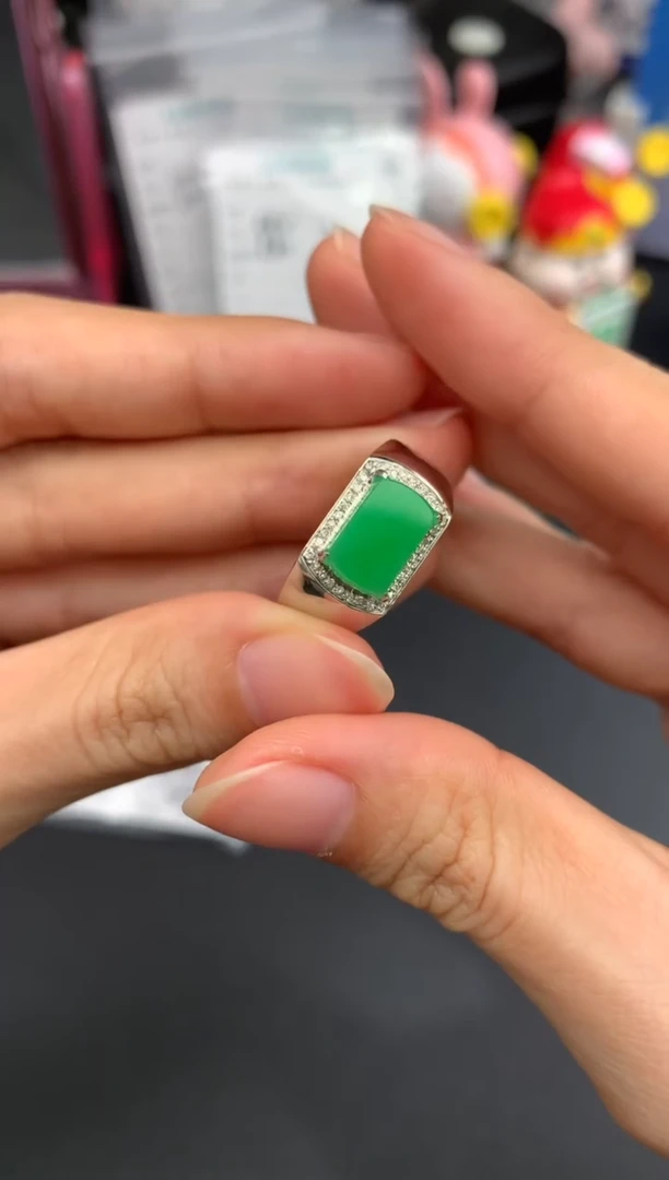 定制翡翠18K金镶嵌模式推广期48小时鉴赏期