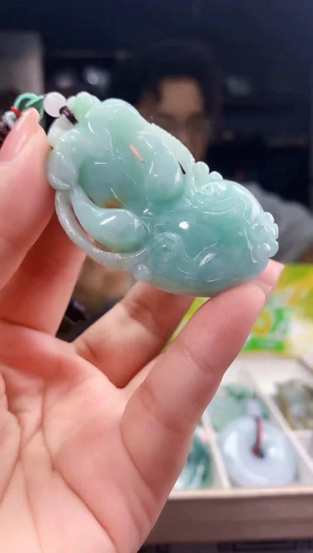 翡翠未镶嵌颈饰翡翠A货