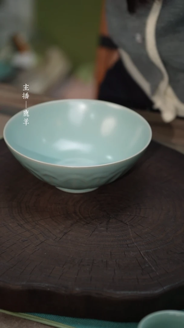 【闪购商品】16cm外刻莲瓣纹碗（精品级简包）-羊