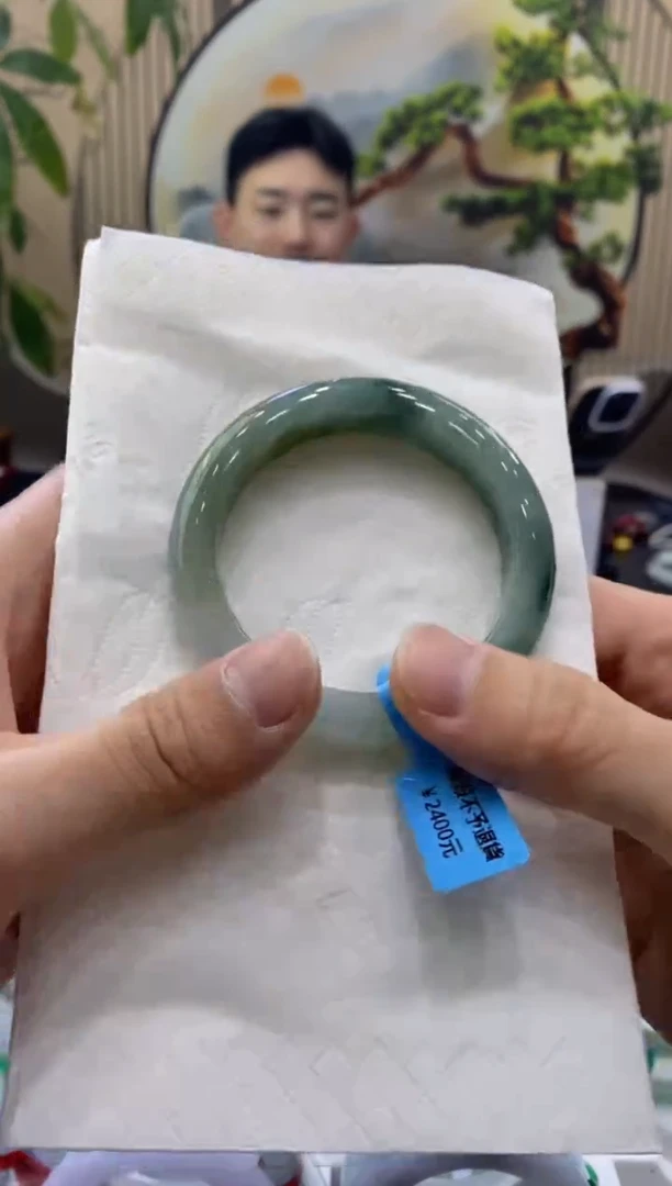 未镶嵌手镯翡翠9129