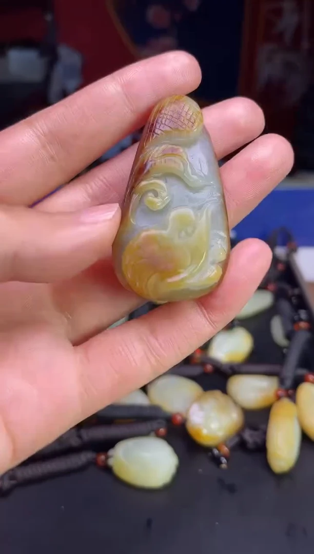 颈饰未镶嵌和田玉123