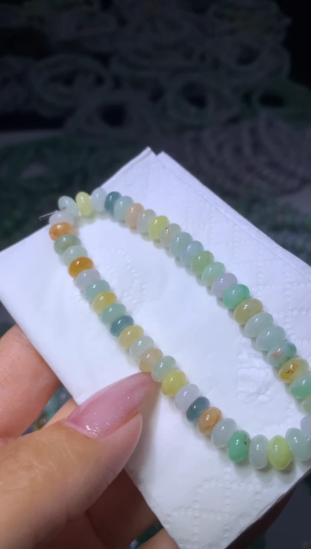 未镶嵌挂件翡翠V****?MXX057647