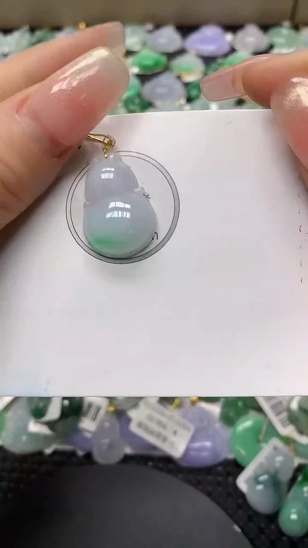 颈饰18K金镶嵌翡翠a货支持复检百元以上9元证书费自理