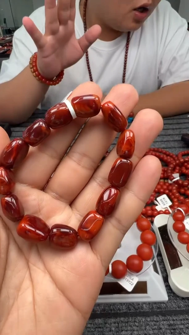 合金手链南红玛瑙川料瓦西牛血红火焰随型手串11+