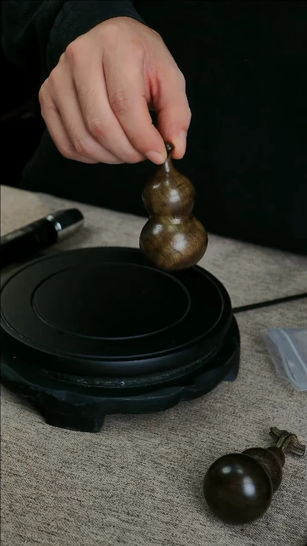 金丝楠一**风金丝楠木葫芦