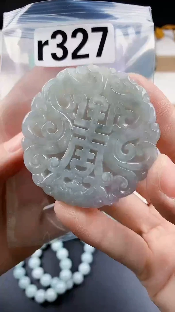 颈饰未镶嵌翡翠天然翡翠吊坠挂件