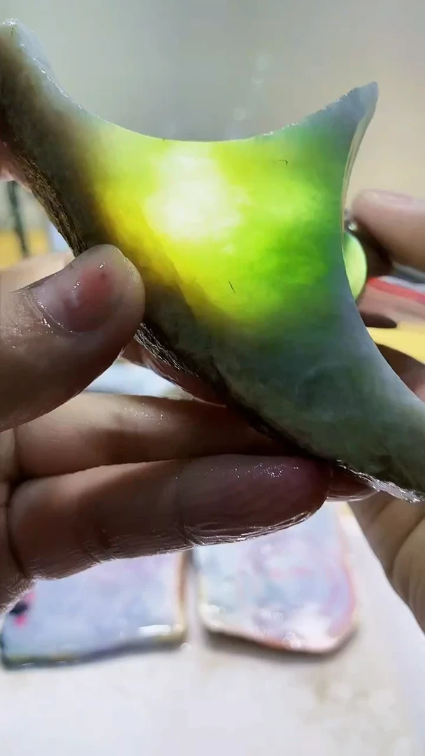 翡翠未镶嵌颈饰0蒙0翡翠珠宝198