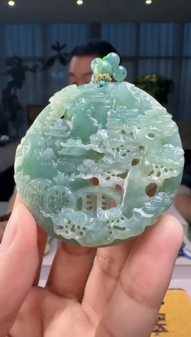 翡翠未镶嵌吊坠(赠链)XM@@960Q3J19306