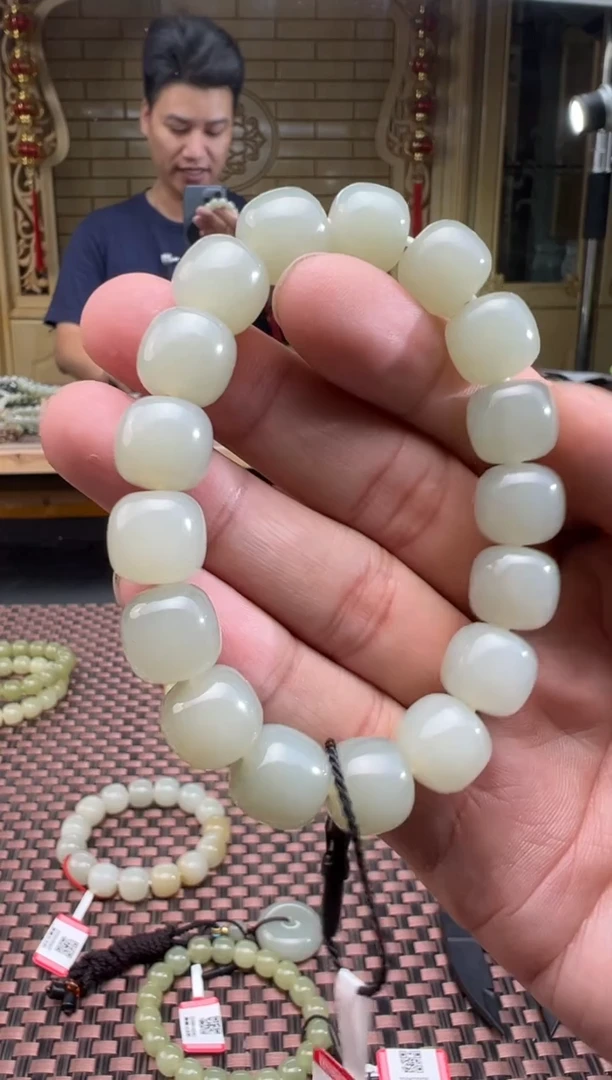 未镶嵌手串和田玉法*且末料青白玉老型珠手串卡11*12