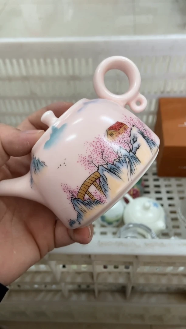 无运费险有瑕疵的摄影的产品有使用过的痕迹有点脏介意勿拍