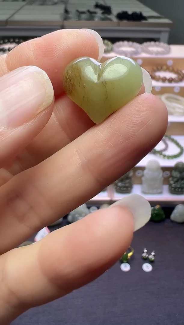 颈饰未镶嵌和田玉132号链接