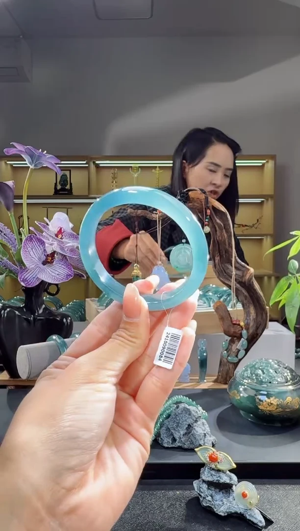 未镶嵌手镯翡翠56圈