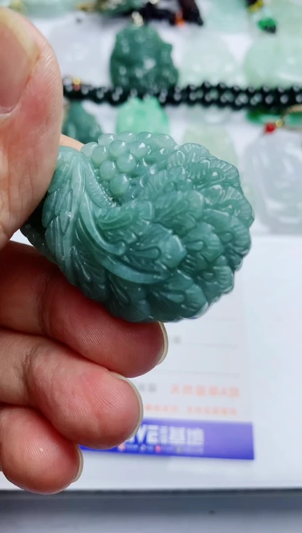 【闪购商品】翡翠吊坠(不含链)未镶嵌1