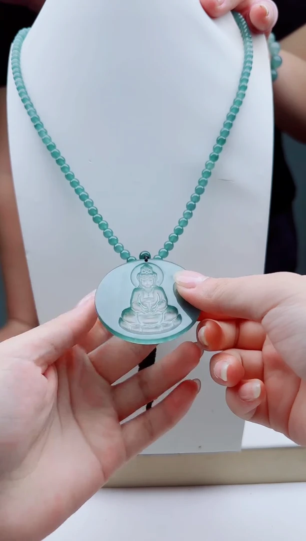 颈饰未镶嵌翡翠多样性发其一