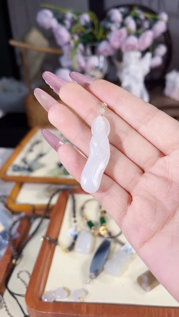 吊坠(不含链)银S925镶嵌和田玉多样性发其一孤品默认微瑕