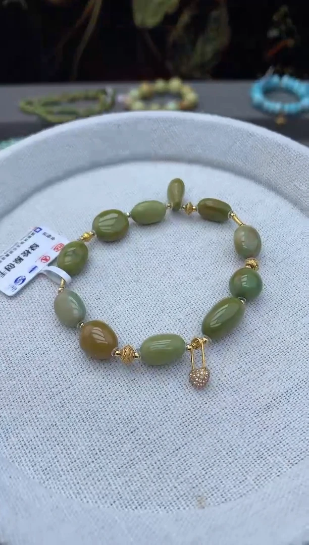 绿松石未镶嵌手串Q61