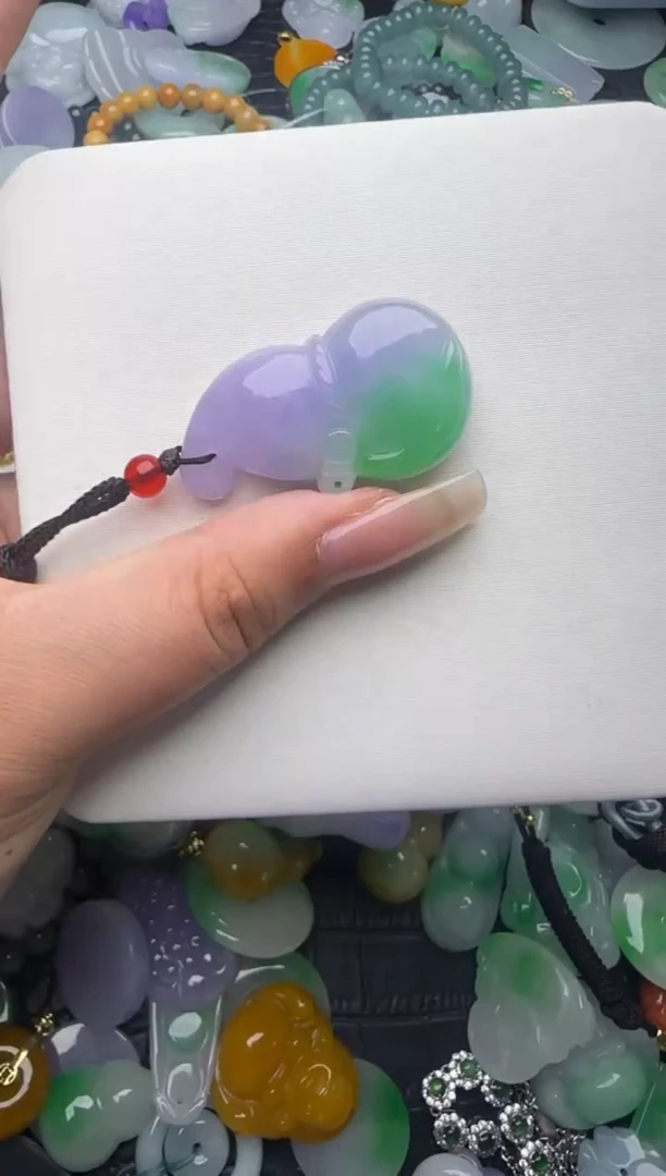 翡翠未镶嵌颈饰天然缅甸翡翠吊坠
