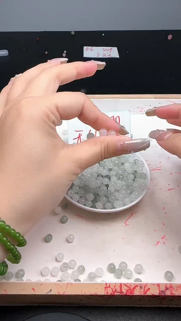 未镶嵌玛瑙/玉髓珠宝半成品天山翠N210卡6mm散珠30颗