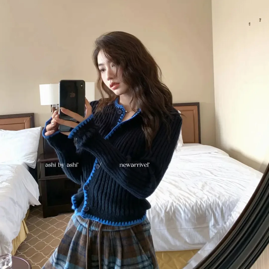 大于诗集 南法旧事 撞色刺绣边圆领螺纹一衣多穿减龄针织开衫