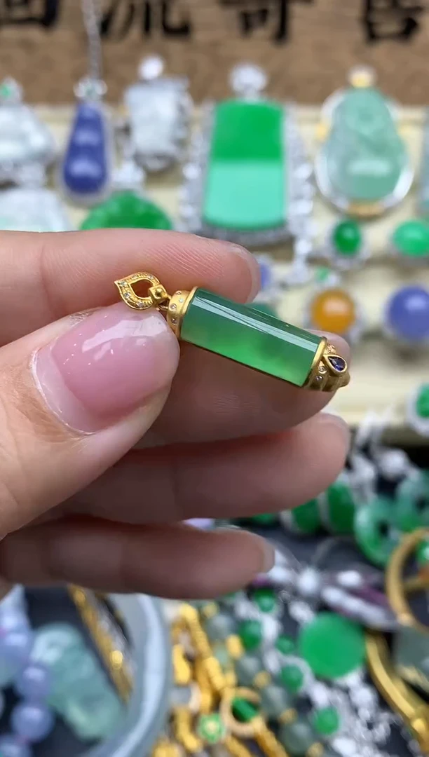 【闪购商品】翡翠颈饰18K金镶嵌492-中国好珍宝