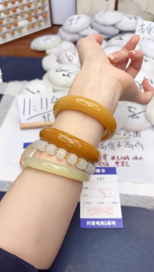 石英质玉手镯未镶嵌197-财气镯-圈口58