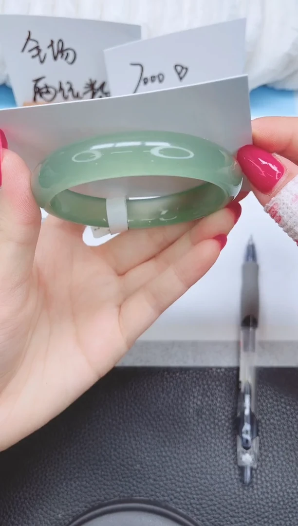 未镶嵌手镯石英质玉117-62.5