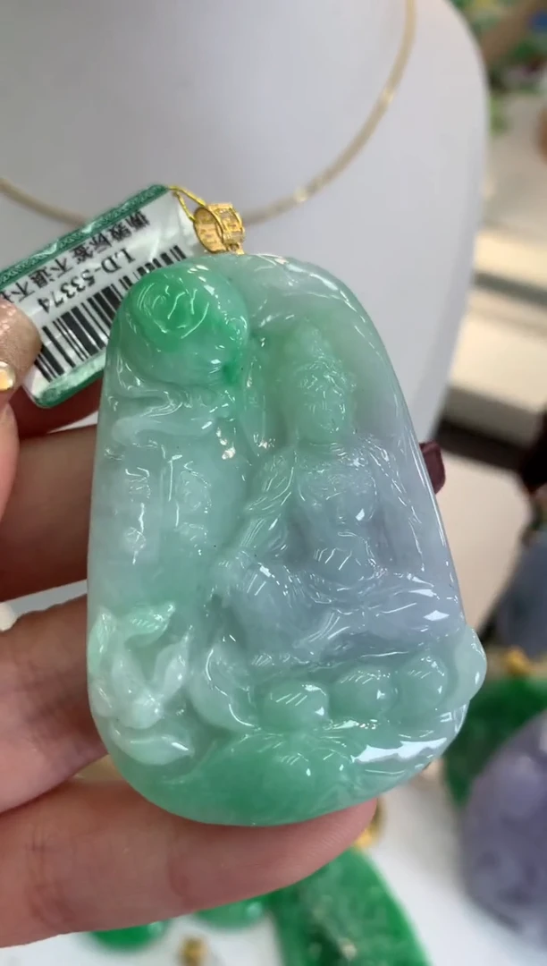 【闪购商品】翡翠吊坠(不含链)18K金镶嵌挂件