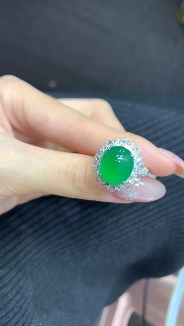 18K金镶嵌戒指翡翠80