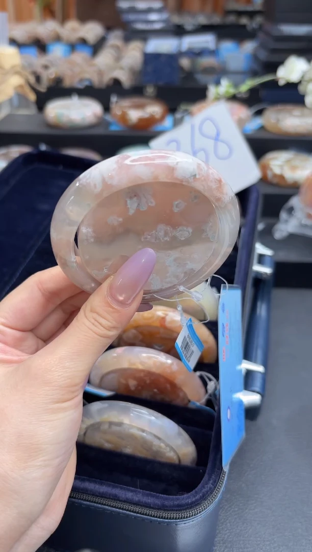 未镶嵌手镯石英质玉A504(58圈赠送镯心)