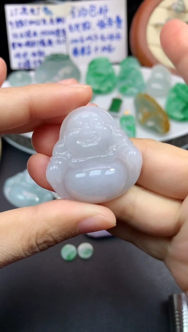 颈饰未镶嵌翡翠吊坠
