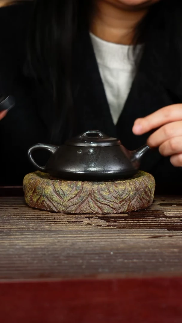 宜兴原矿紫砂壶茶壶宜兴原矿紫砂壶茶壶200C