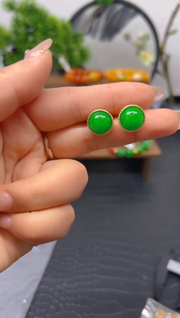 【闪购商品】翡翠耳钉14K金镶嵌耳饰E525