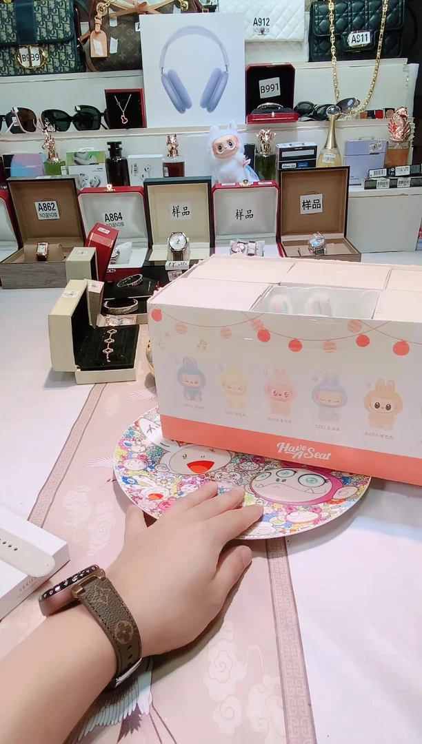 瓷片瓷器 库房到期 全部地板价@@1