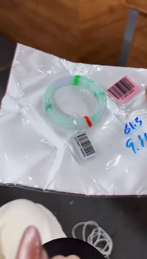【闪购商品】翡翠手镯未镶嵌000000000000