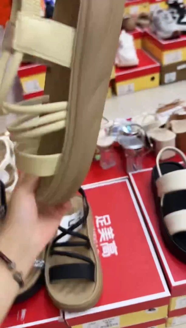 凉靴37码-足美高时尚新款