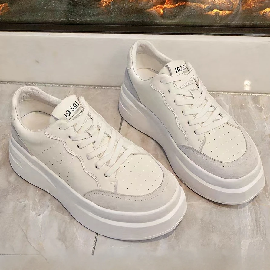 【明星同款】设计感女鞋秋款鞋休闲鞋厚底增高小白鞋真皮运动鞋