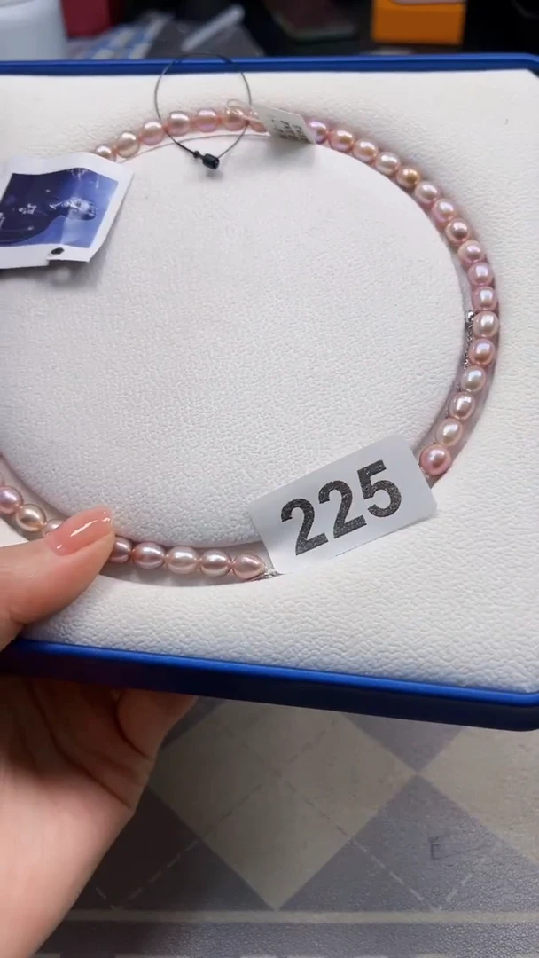 非金属无如图所示时尚饰品