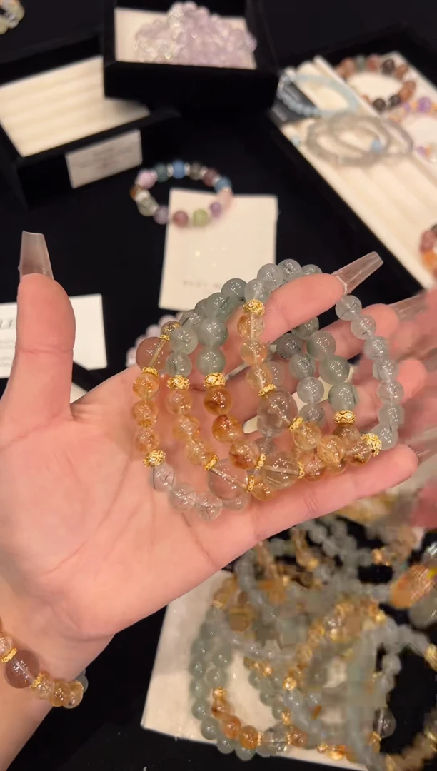 【闪购商品】水晶手链合金绿兔毛手链x1414