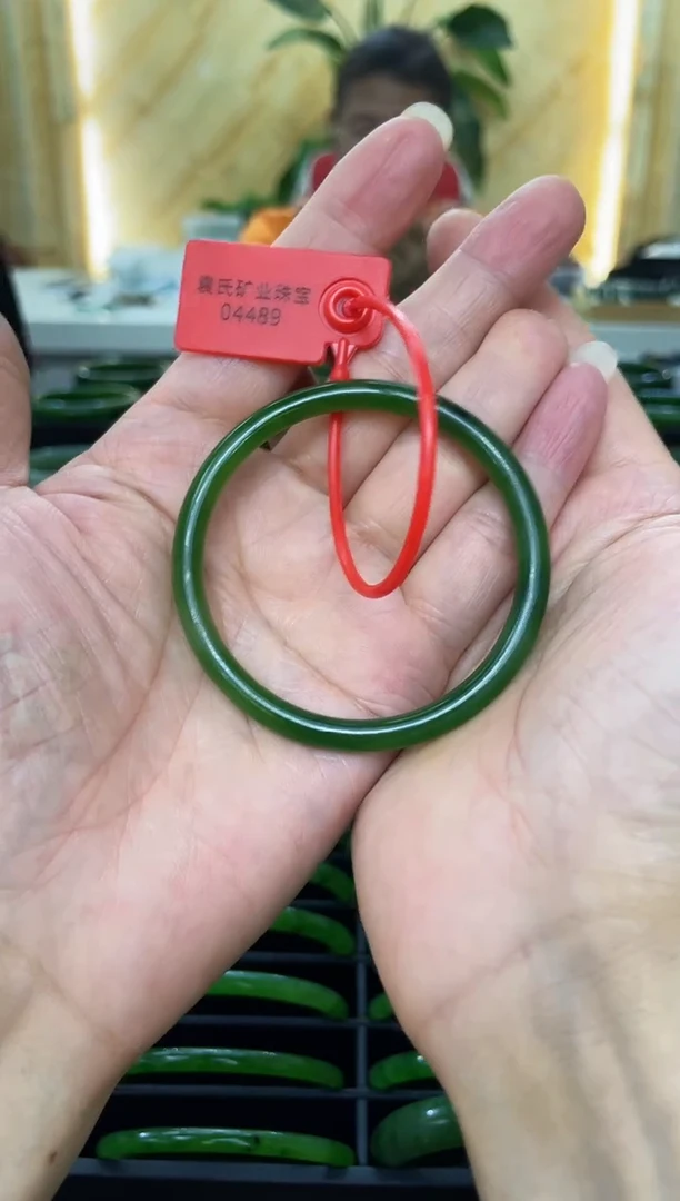 和田玉（碧玉）手镯未镶嵌妮**妞489