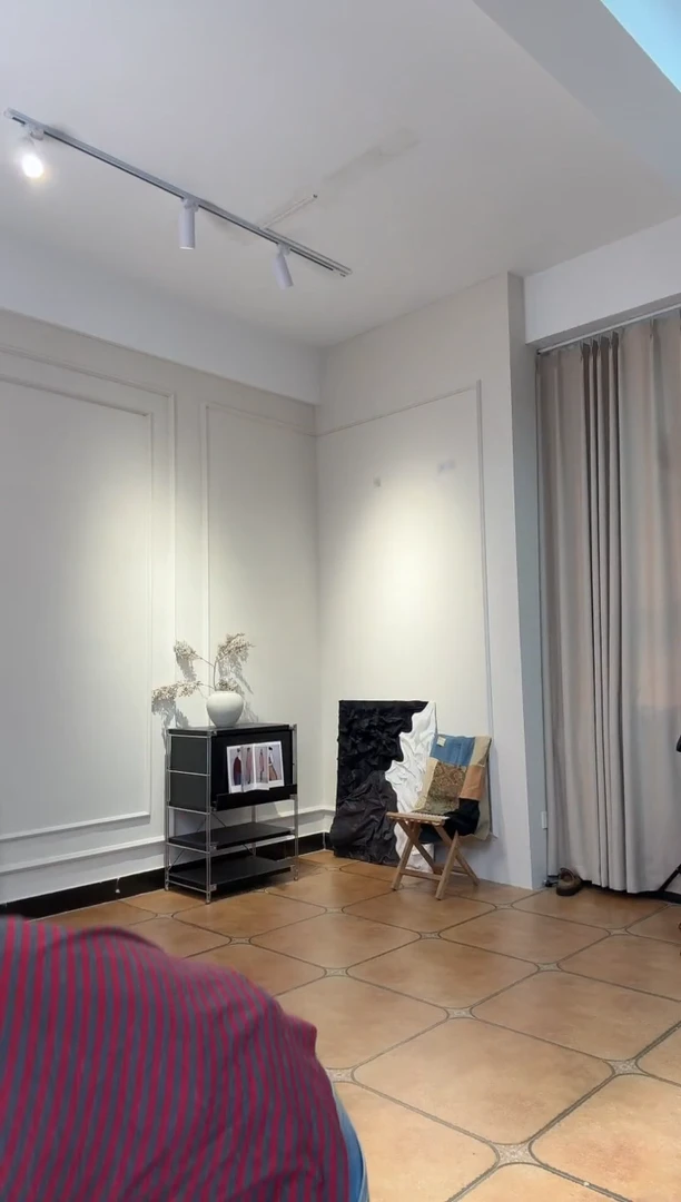 小****上设计师品牌咖色毛衣马甲