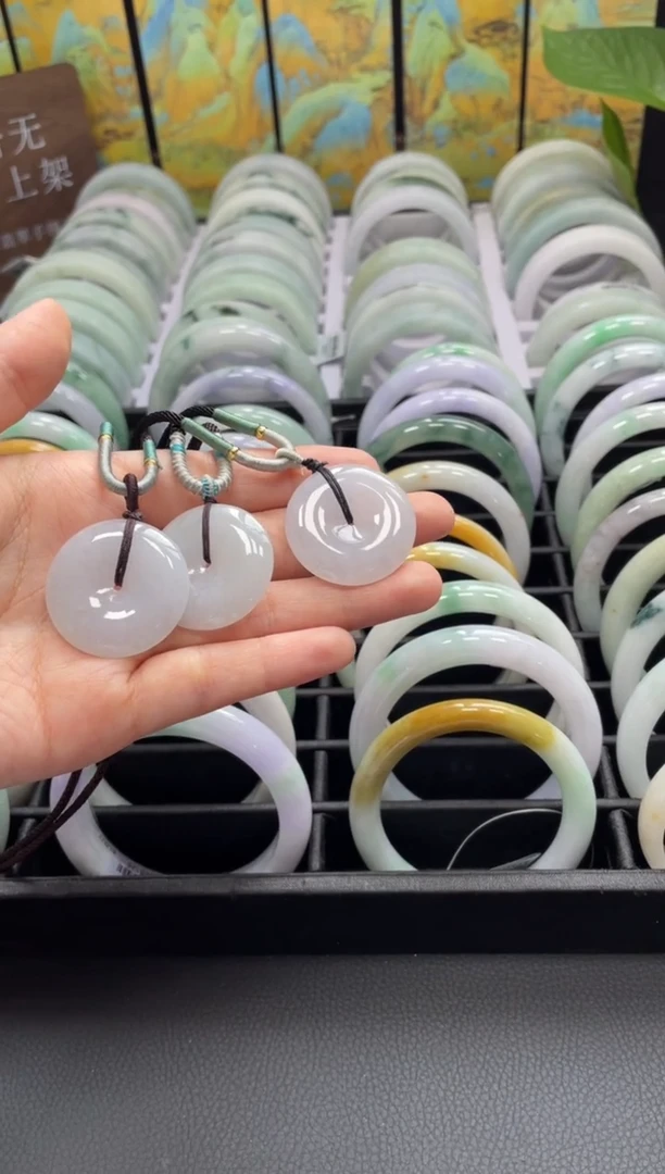 翡翠未镶嵌颈饰翡翠平安扣 CJ1680 多样性发其一